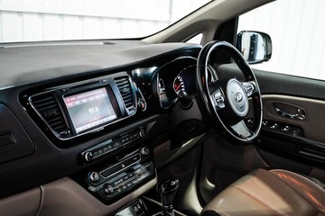 https://dvg-vehicle-assets.s3.amazonaws.com/1203813/axfe2hl8ny1fp00yt2om5ypkk.jpg