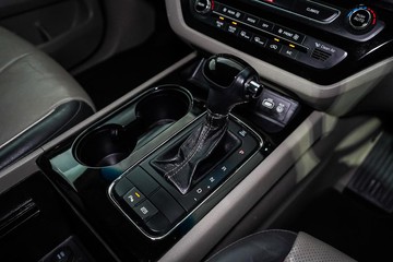https://dvg-vehicle-assets.s3.amazonaws.com/1203813/eyht4jteiskal7pv56eo7fvit.jpg