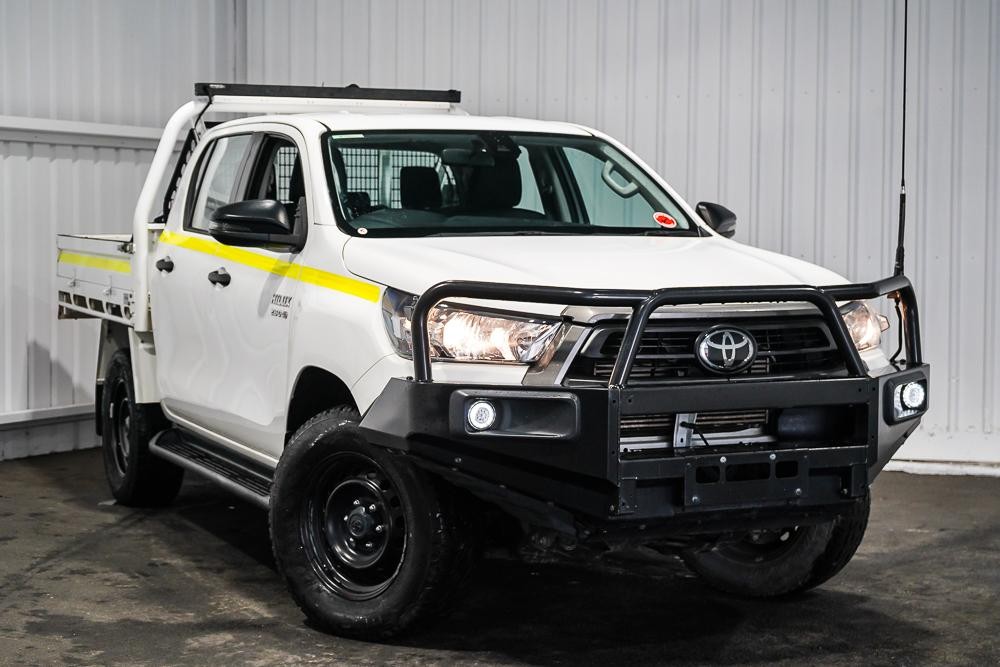 Toyota Hilux image 1