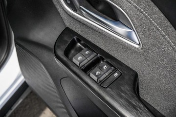 https://dvg-vehicle-assets.s3.amazonaws.com/1203818/cuy517c1ykxk0zqarn8awmqgw.jpg