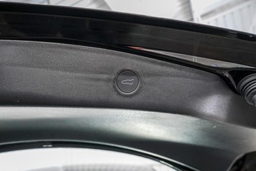 https://dvg-vehicle-assets.s3.amazonaws.com/1203819/dzdrh5ddix5ddtvlrcx5ikn7z.jpg