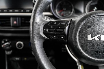 https://dvg-vehicle-assets.s3.amazonaws.com/1203822/4rwlg9vv5x2womgx9voaevuoj.jpg