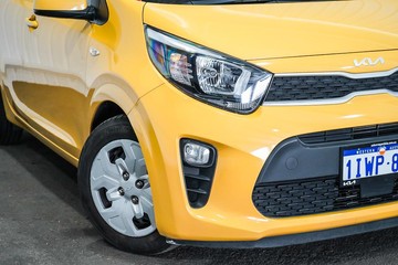 https://dvg-vehicle-assets.s3.amazonaws.com/1203822/61w96j131fzy4gi7ksupv6r3w.jpg