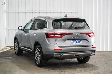 https://dvg-vehicle-assets.s3.amazonaws.com/1203823/9b9825ddd3l84fzjwl11cil6w.jpg