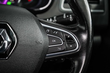 https://dvg-vehicle-assets.s3.amazonaws.com/1203823/hr05pdxop76g4g2rfeew32gu.jpg