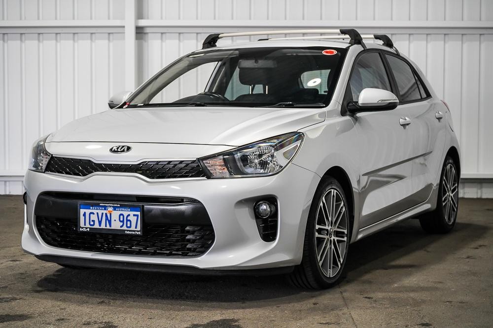 Kia Rio image 3