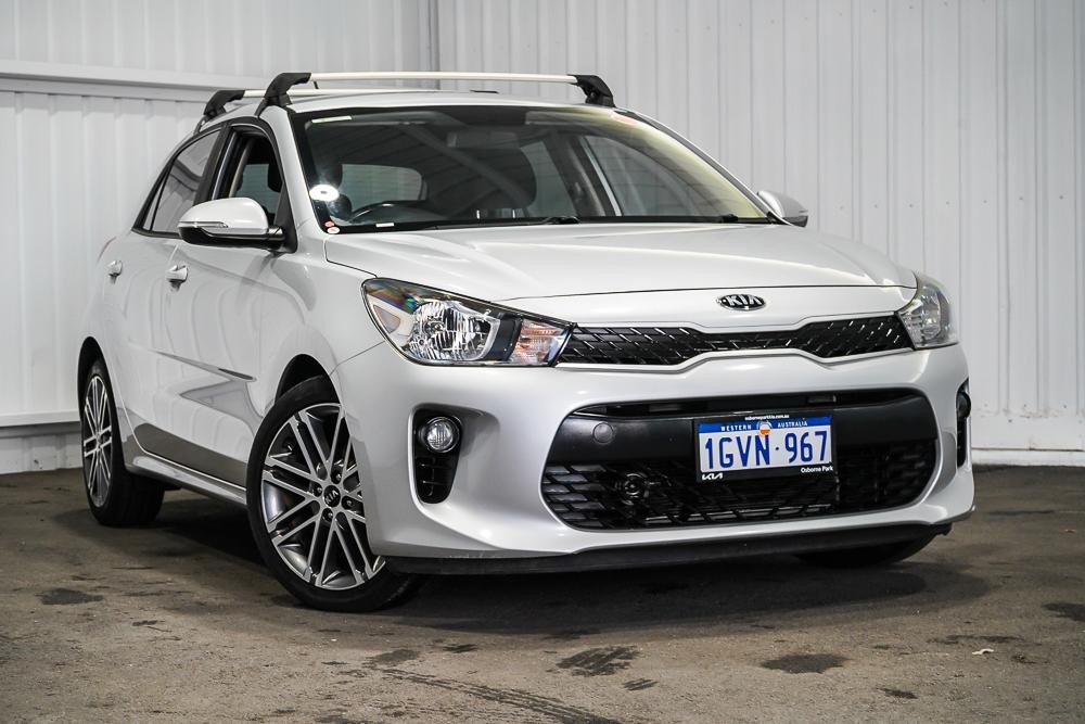Kia Rio image 1