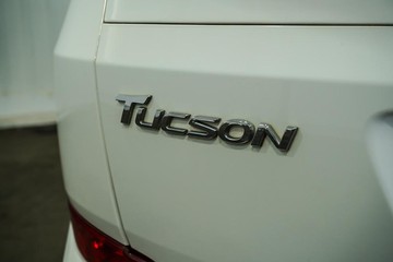https://dvg-vehicle-assets.s3.amazonaws.com/1203832/4k5hqui7s22ka555jderf7cnk.jpg