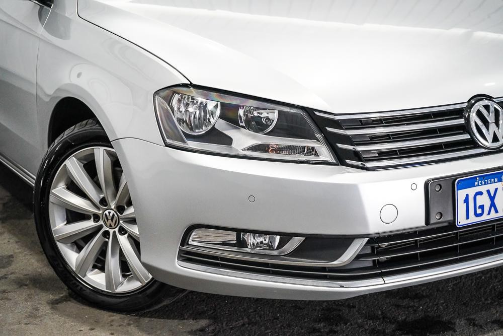 Volkswagen Passat image 2