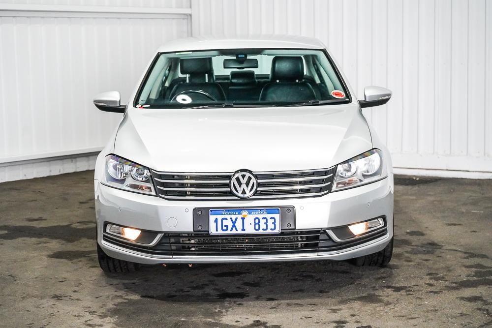 Volkswagen Passat image 3