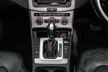 https://dvg-vehicle-assets.s3.amazonaws.com/1203834/dqb4zoh158n7sqgjzqmxy9t1a.jpg