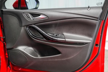 https://dvg-vehicle-assets.s3.amazonaws.com/1203844/bvt7hjxwchw0kik6mpg9kfyqh.jpg