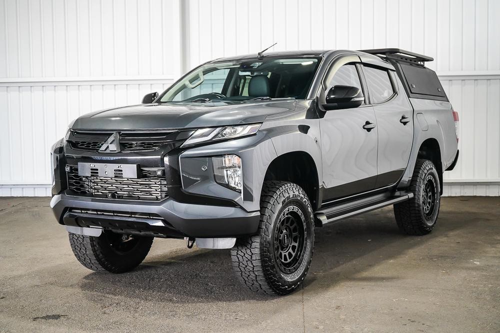 Mitsubishi Triton image 4