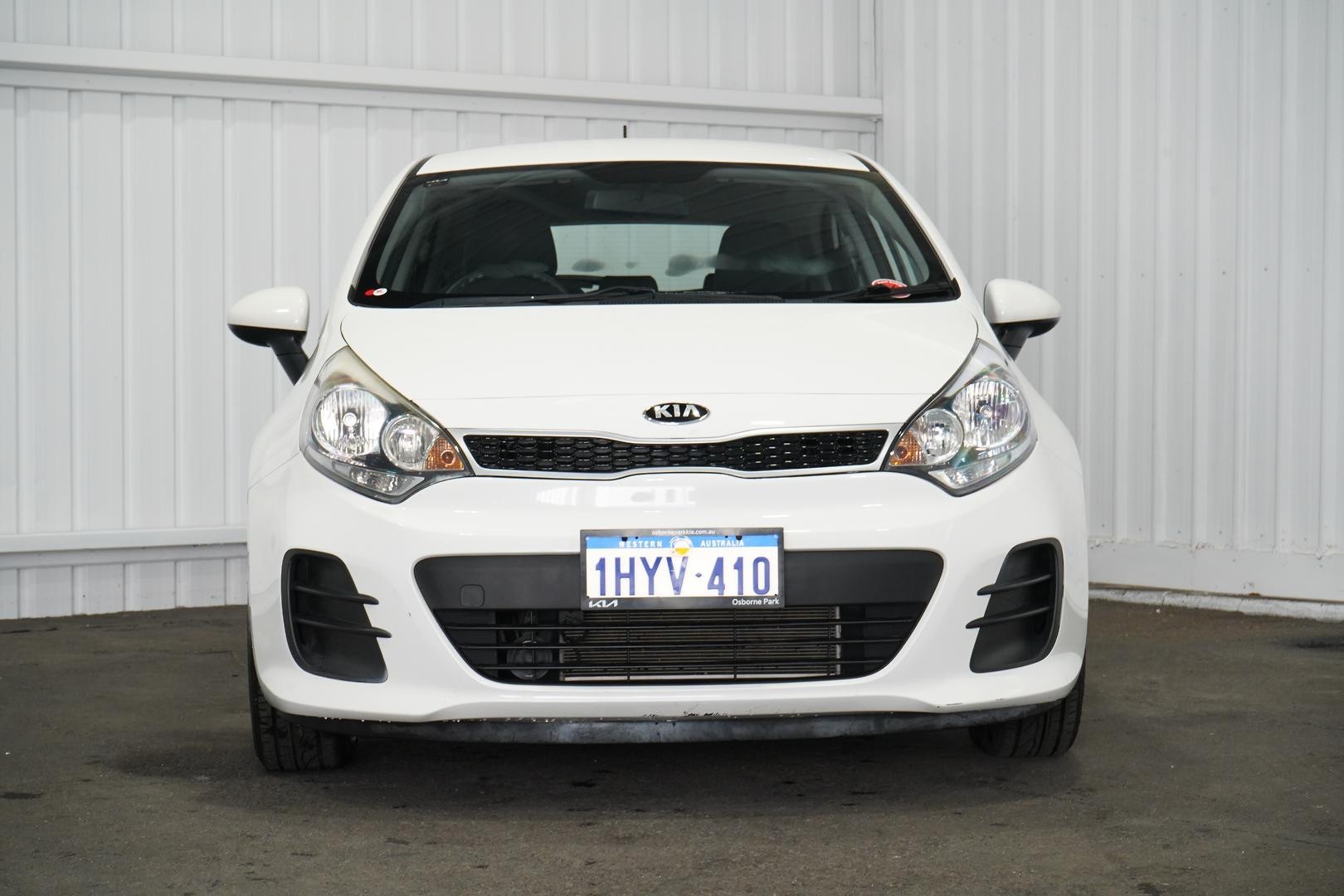 Kia Rio image 3