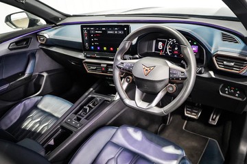 https://dvg-vehicle-assets.s3.amazonaws.com/1203863/9b6gprzs8ntu0ujrc8tv2u9rd.jpg