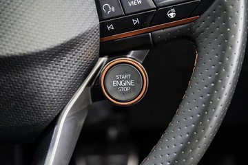 https://dvg-vehicle-assets.s3.amazonaws.com/1203863/ed4iyknv8tbxxc6h3t4kqedms.jpg