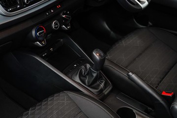 https://dvg-vehicle-assets.s3.amazonaws.com/1203864/4lgi8j8xplgnyn45rf0jnrbe.jpg