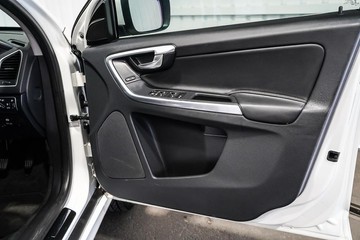 https://dvg-vehicle-assets.s3.amazonaws.com/1203878/ahvn5x9j29oksjs8a56g82vsy.jpg
