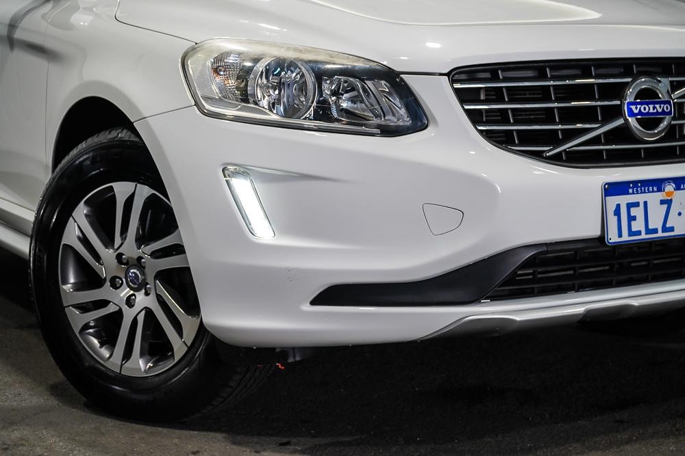 Volvo Xc60 image 2