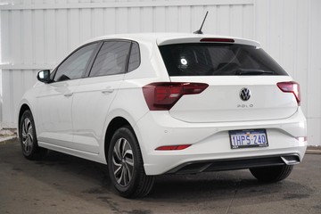 https://dvg-vehicle-assets.s3.amazonaws.com/1203882/49v9vum8er4kr0qbzg28sa2ll.jpg