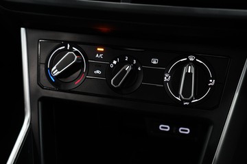 https://dvg-vehicle-assets.s3.amazonaws.com/1203882/9nq6naf3sjnklyfzyn8qsgsm0.jpg