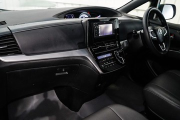 https://dvg-vehicle-assets.s3.amazonaws.com/1203885/2c4fx89690p9p071kc38pvm1h.jpg