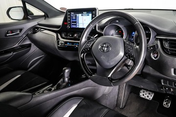 https://dvg-vehicle-assets.s3.amazonaws.com/1203886/chvhczrh7pbyw1mj40353wny6.jpg