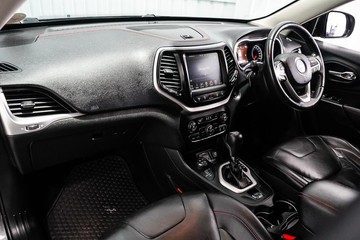 https://dvg-vehicle-assets.s3.amazonaws.com/1203891/2gsegy81ugjuy0f52fpk4e6vm.jpg
