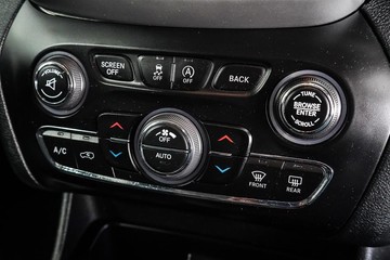 https://dvg-vehicle-assets.s3.amazonaws.com/1203891/4mj986n3cpim2fa7c43yk0ejn.jpg