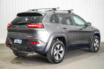 https://dvg-vehicle-assets.s3.amazonaws.com/1203891/5ufuu0wcsqqxdog7rwt0gn4ex.jpg