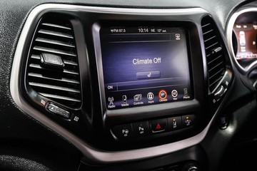 https://dvg-vehicle-assets.s3.amazonaws.com/1203891/5w0l90qksznlc6k6qdr4057bp.jpg