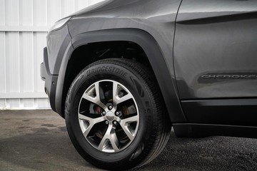 https://dvg-vehicle-assets.s3.amazonaws.com/1203891/5x18wpunuw6l7pp0nv044hkl5.jpg