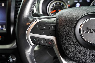 https://dvg-vehicle-assets.s3.amazonaws.com/1203891/b3vw25d3y3zaehdzjnk67kj30.jpg