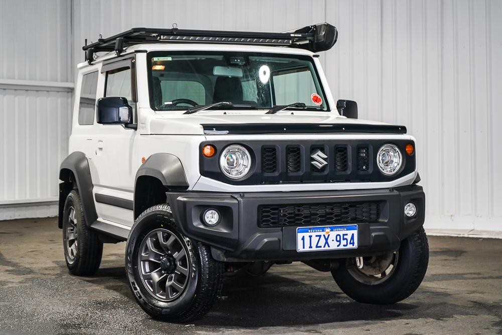 Suzuki Jimny image 1