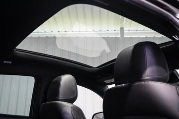 https://dvg-vehicle-assets.s3.amazonaws.com/1203895/42hu8m6gv8xjjae19oougbz4c.jpg