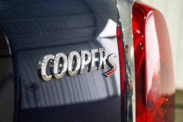 https://dvg-vehicle-assets.s3.amazonaws.com/1203898/19txo2igjfcfsl8pcyb6c70bi.jpg