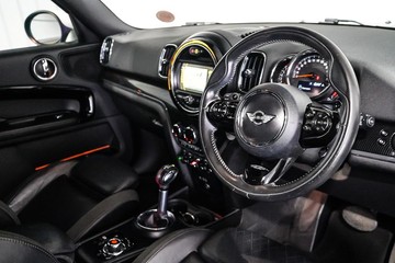 https://dvg-vehicle-assets.s3.amazonaws.com/1203898/co9o9d4tp3kr739fri7crblhb.jpg