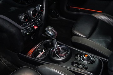 https://dvg-vehicle-assets.s3.amazonaws.com/1203898/tcqqf92dnu4441spqwk0rvy5.jpg