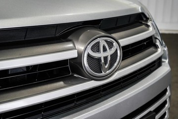 https://dvg-vehicle-assets.s3.amazonaws.com/1203900/36zltbrb5efdtjaa8r9e9qu7b.jpg