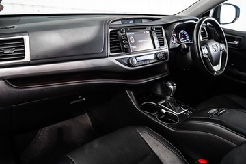 https://dvg-vehicle-assets.s3.amazonaws.com/1203900/9cqvuaq5w518tvb2zi5g3eh72.jpg