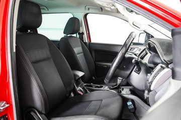 https://dvg-vehicle-assets.s3.amazonaws.com/1203902/3llducq6hg67wyd2mp1i3osui.jpg