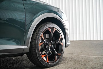 https://dvg-vehicle-assets.s3.amazonaws.com/1203904/m1531sl7d1wwmuq6i30xjd2v.jpg