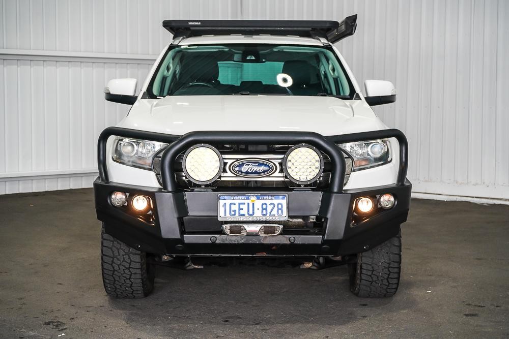 Ford Everest image 3