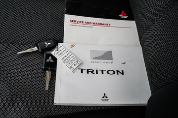 https://dvg-vehicle-assets.s3.amazonaws.com/1203913/e5fp2fpbj5ecotxmj6ahcfljx.jpg