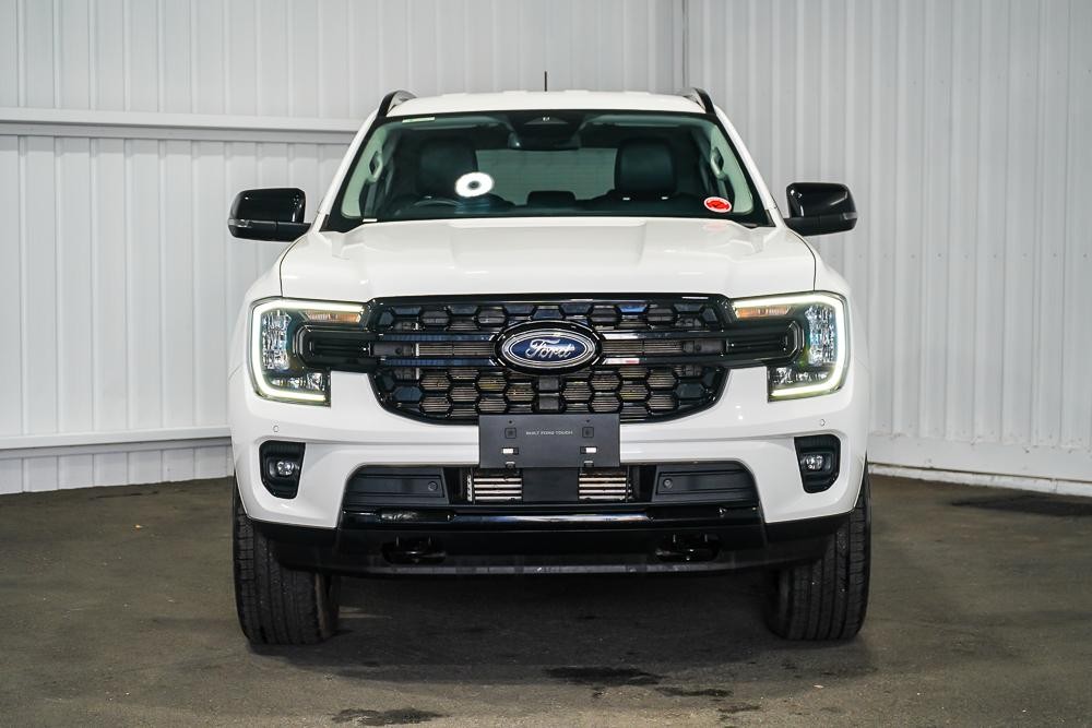 Ford Everest image 3