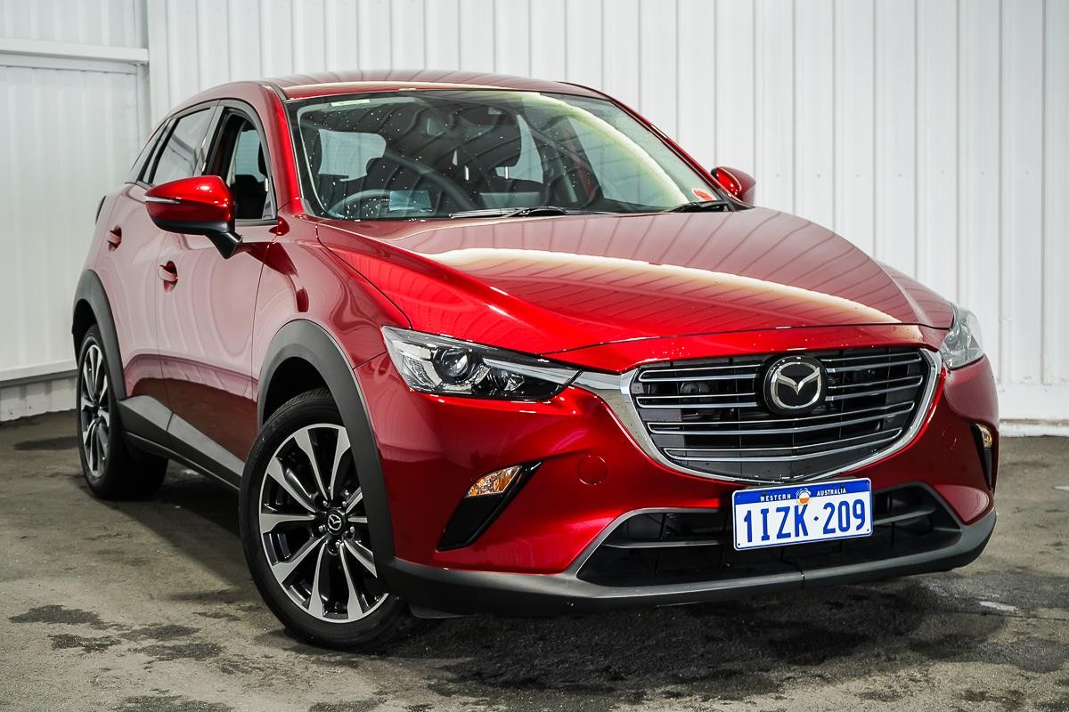 Mazda Cx-3 image 1