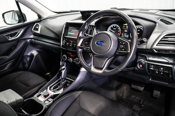 https://dvg-vehicle-assets.s3.amazonaws.com/1203927/b9nzsmlmmo5e0vi6q6vghf3x2.jpg