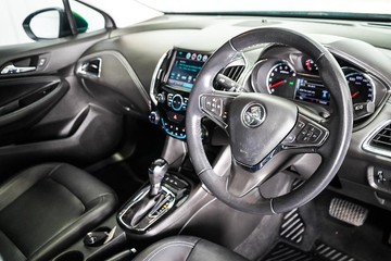 https://dvg-vehicle-assets.s3.amazonaws.com/1203944/65yt67152vfrjp1rr20u10yja.jpg