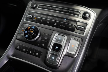 https://dvg-vehicle-assets.s3.amazonaws.com/1203945/92knz5ftrzpl5ic38zfdm1r9c.jpg