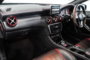 https://dvg-vehicle-assets.s3.amazonaws.com/1203952/55c12jlunk2l63gw17hgehlev.jpg